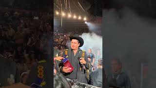 Julion alvarez en vivo ayudando [upl. by Ahsineg799]