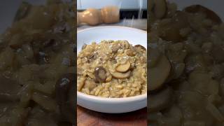 Risotto de setas al estilo tradicional 🍚🍄 receta youtubeshorts [upl. by Drawe]