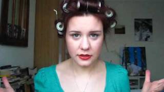 HOW TO 1940s hair for low maintenance girls [upl. by Bernelle144]