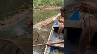 കാറ്റേ നീ വീശരുതിപ്പോൾ 😅  shorts fishing keralafishing [upl. by Queridas963]