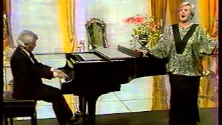 Halina Slonicka  soprano Jerzy Marchwinski  piano [upl. by Valoniah]