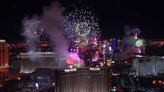 Las Vegas New Years Eve  Fireworks by Grucci  Video [upl. by Hoisch984]