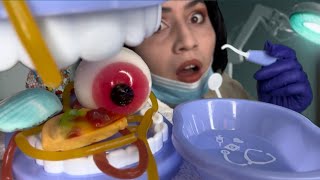 Asmr  Dentista maluca doces no dente [upl. by Leary]