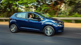 2022 Tata Altroz XZA DCA  Most Detailed Drive Review [upl. by Robbins426]