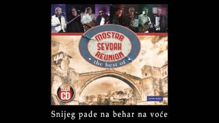 Mostar sevdah reunion  Snijeg pade na behar na voce  LIVE  Skenderija 2011 [upl. by Sashenka532]