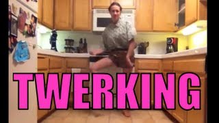 HOW TO TWERK Miranda Sings [upl. by Lacsap]