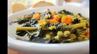 ZUPPA DI CAVOLO NERO CURCUMA E LEGUMI zuppa ignorante ZUPPA DETOX senza patate CON curcuma [upl. by Anisamoht49]