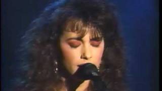 Bangles  Eternal Flame The Arsenio Hall Show  1989 [upl. by Niwred]