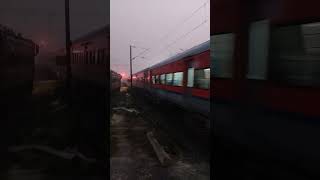 Antyodaya Express train superfast indianrailways railway railfans lhb wap5 rail [upl. by Hctud]