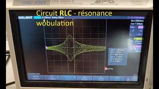 Circuit RLC  résonance wobulation [upl. by Normi]