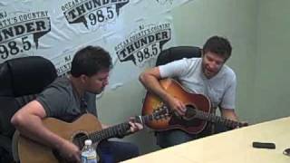 Brett Eldredge  One Way Ticket [upl. by Chemesh]