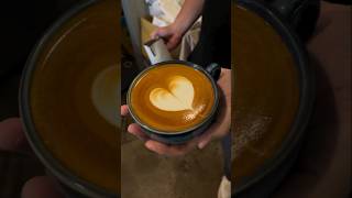 Simple heart 💗coffee espresso latteart barista trending shorts foryou music latte coffeart [upl. by Cowie]