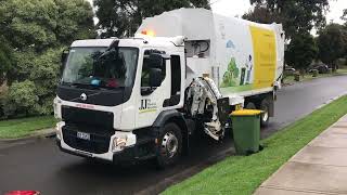 New Yarra Ranges Recycling Truck [upl. by Maurise]