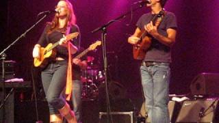 Ingrid Michaelson and Jason Mraz singing quotYou and Iquot [upl. by Kala799]