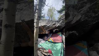 Alberta Bouldering  Cowboy Crypt Stand V5 climbing rockclimbing bouldering kananaskis [upl. by Nalda]