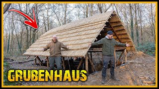 Grubenhaus 30 – Dachverlattung und Reetdach  Es ist nur noch krank 😱 Part 6 [upl. by Neveda]