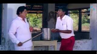 Vadivelu Comedy At School  Rajavin Parvaiyeli [upl. by Adnamas565]