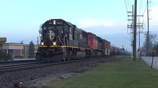 IC 1032 at Des Plaines IL [upl. by Nahttam]