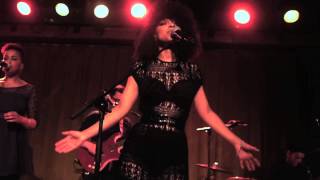 Lianne La Havas  Warm Foothills altJ  Amsterdam Peoples Place  May 27th 2015 [upl. by Berta376]