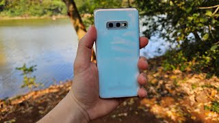 SAMSUNG GALAXY S10E EM 2023 VALE A PENA CELULAR SAMSUNG DURA EXYNOS FICA RUIM 4 ANOS DE USO [upl. by Idnym]