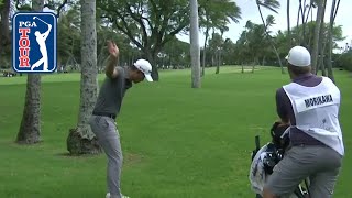 Morikawa works with caddie to save par at the Sony Open 2020 [upl. by Mlawsky]