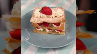 Millefeuilles minute Fraises  Mascarpone  Recette [upl. by Cornelie]