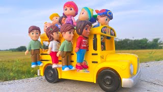 Wheels on the Bus  Cocomelon Bus Song  CoCo Bus Nursery Rhymes amp Kids Songs [upl. by Rothstein798]