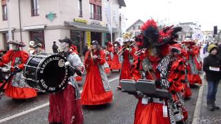 Fasnacht Münsingen 2013  Bäregrabeschränzer [upl. by Eicyaj805]