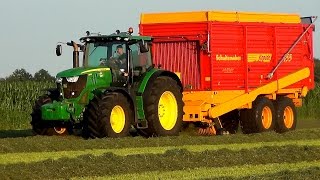 John Deere 6190R met Schuitemaker Rapide 155  Loonbedrijf Engberts [upl. by Ahkos]