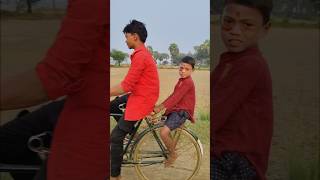 Bachcha Chor Ko Mara 😂😂 funny shorts funnyshorts tiktokvideo trending explore youtubeshorts [upl. by Jaye]