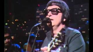 Roy Orbison  Crying live [upl. by Ynavoj938]