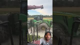 Itne bde tractor 🚜 zindgi me nhi dekhe 🙆🏼‍♂️ комбайнеры село agriculture farmergirl мтз [upl. by Phia]