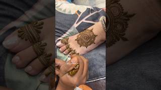 Simple feet mehndi signature design kpmehandiart henna mehndidesignhennaart mehandi [upl. by Nytsirhc878]