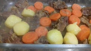 Carne Cozida com Batata e Cenoura☺☺ [upl. by Janiuszck]