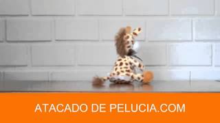 Girafa Maluca Dançante Musical de Pelucia [upl. by Dela]