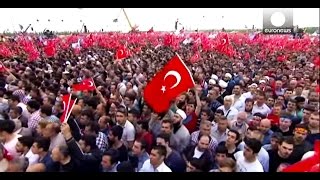 Massenveranstaltungen in Istanbul eine Woche vor der Wahl [upl. by Renruojos]