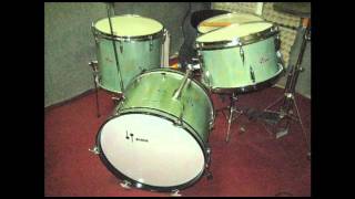 Sonor teardrop 1965 Walberg and Auge snare 1963 [upl. by Palumbo]