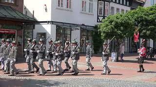 Großer Festumzug beim Schützenfest in Gifhorn 2023  Steinweg [upl. by Assiralk]