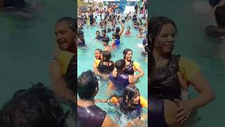 गर्लफ्रेंड के साथ ये वॉटरपार्क जायें  Best Waterpark India waterpark waterslide lucknow india [upl. by Alleyne]