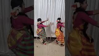 Palakkattu pakkathile 🥰 tamilsong dance dancevideo trending viral youtubeshorts tamil dance [upl. by Ellennod546]