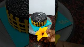 New chocolate cake 🎂🎂amazing and beautiful designshort ideal YouTube video [upl. by Clemmy]