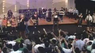 Hillsong Live no Rio de JaneiroOne Way Comunidade da Zona Sul [upl. by Zacharie]