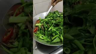 Oseng kangkung dengan ikan teri🐟🐟🥬🥬 fypシ゚viral foodvideos fypage [upl. by Amekahs]