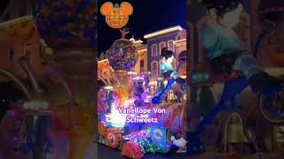 Boo to You Parade l Vanellope von Schweetz disney mnsshp disneyhalloweenparty [upl. by Soulier]