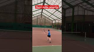 Demi volée amortie tennis pourtoi [upl. by Ullund]