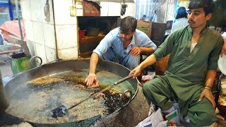 Chapli Kabab Taru Jabba  Taru Jabba Kabab  Taru Kabab  Tariq Kabab  Pakistani Street Food [upl. by Obaza]