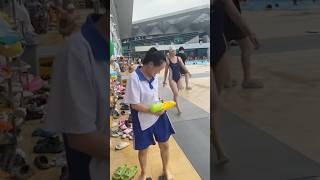 Thời buổi dễ mất dép như chơi…😂 shorts bantin24h tintuc viralvideo [upl. by Mohammad941]