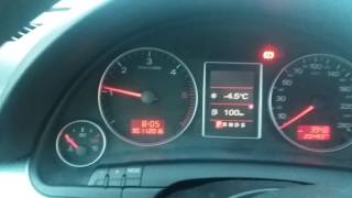 Prima pornire la rece Audi A4B7 20tdi BLB multitronic 71 Cold start [upl. by Aerahs]