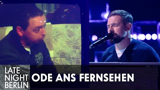 Klaas singt eine Ode ans Fernsehen  Late Night Berlin [upl. by Nylirac294]