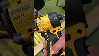 Dewalt DCF870 loves speed 2 75x43 mm screws [upl. by Irallih]